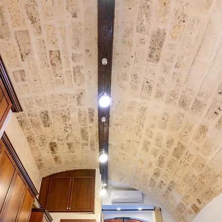 Historic For Three - Df Borgo Antico בארי